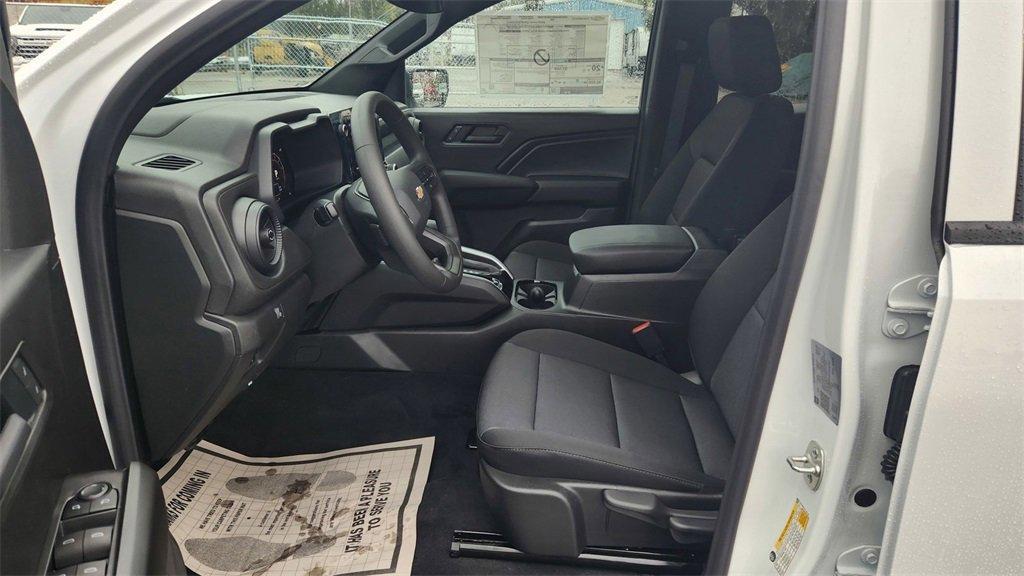 new 2025 Chevrolet Colorado car, priced at $30,630