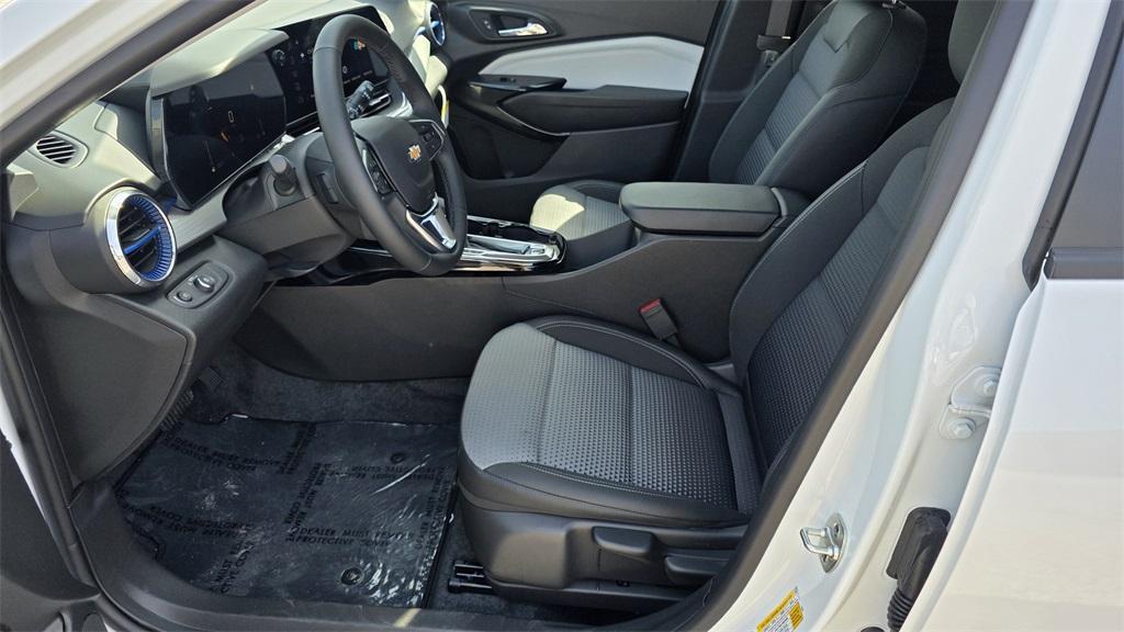 new 2025 Chevrolet Trax car, priced at $22,485