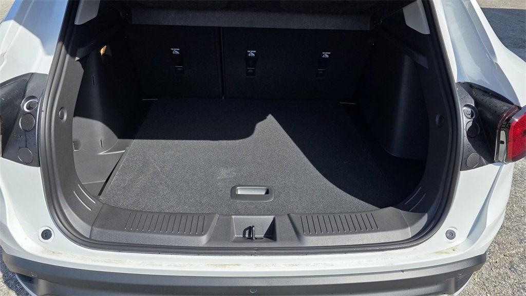 new 2025 Chevrolet Trax car, priced at $22,985