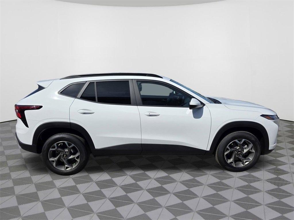 new 2025 Chevrolet Trax car, priced at $22,985