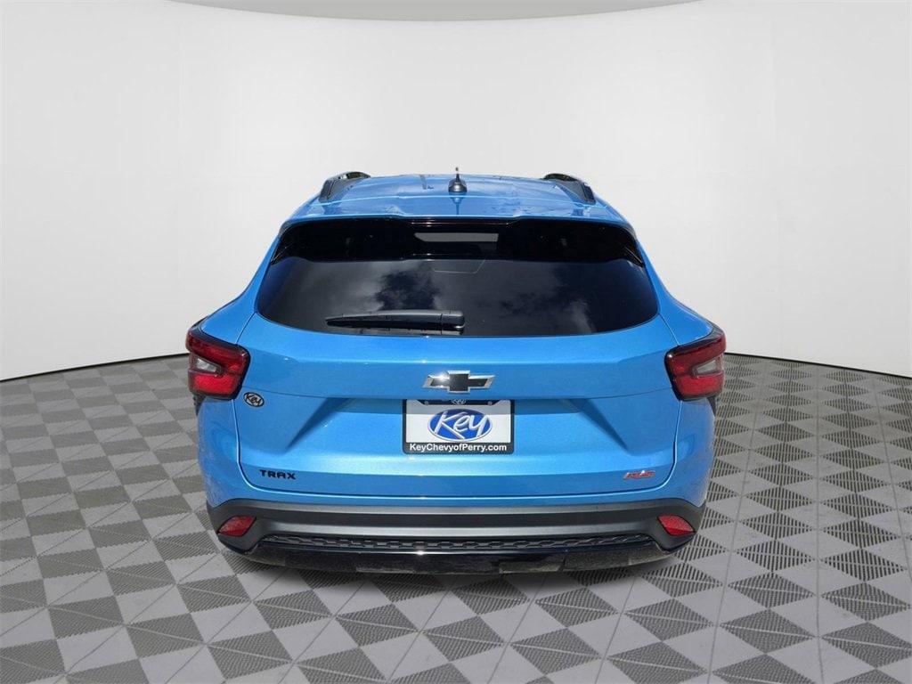 new 2025 Chevrolet Trax car, priced at $23,490