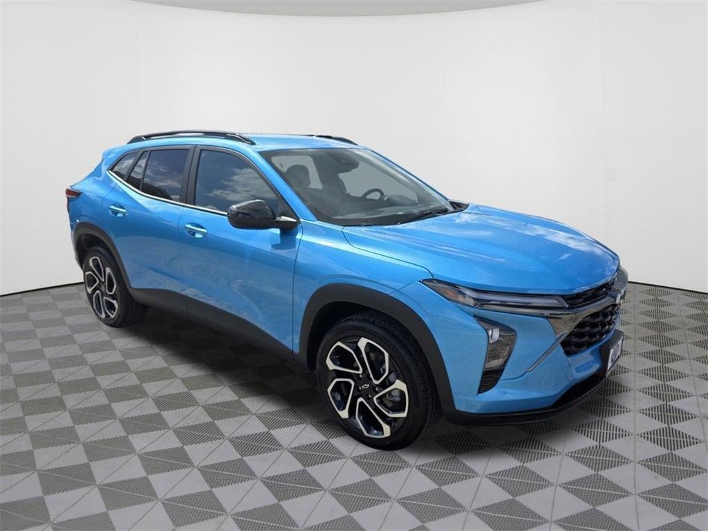 new 2025 Chevrolet Trax car, priced at $23,490