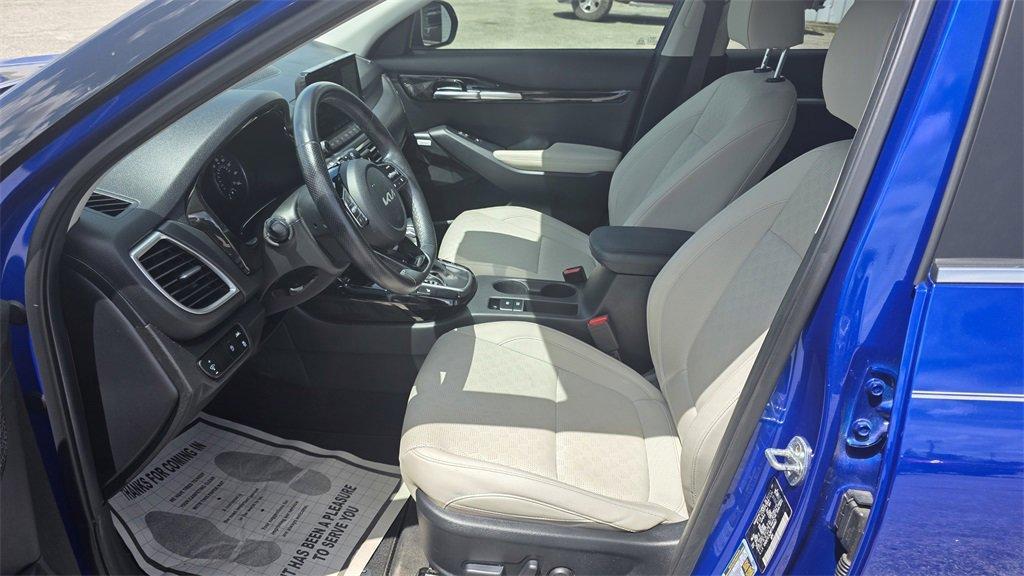 used 2023 Kia Seltos car, priced at $22,999