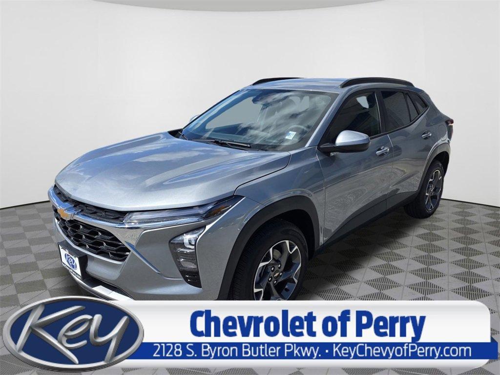 new 2025 Chevrolet Trax car, priced at $23,250