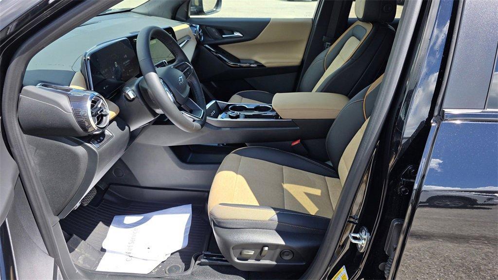 new 2026 Chevrolet Equinox car, priced at $32,545