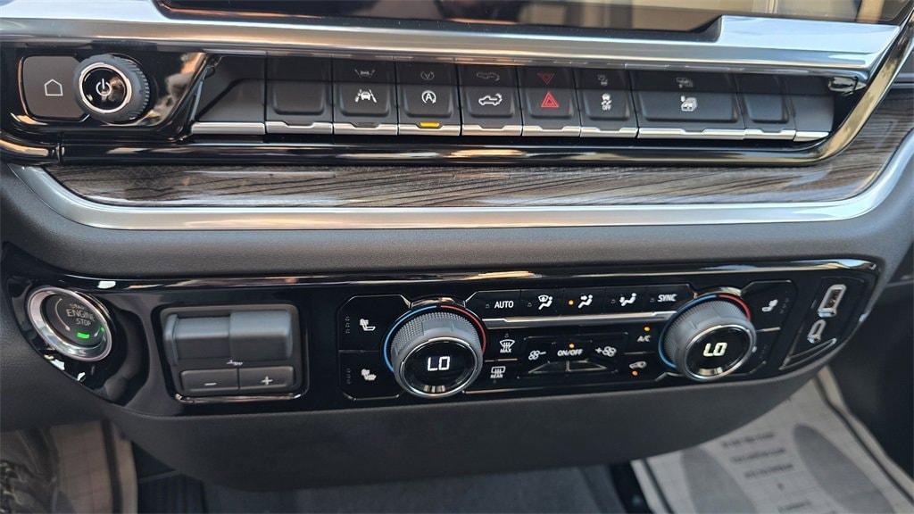 new 2025 Chevrolet Silverado 1500 car, priced at $42,295