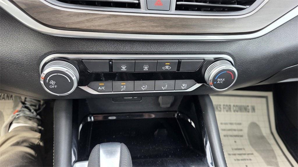 used 2023 Nissan Altima car, priced at $19,999