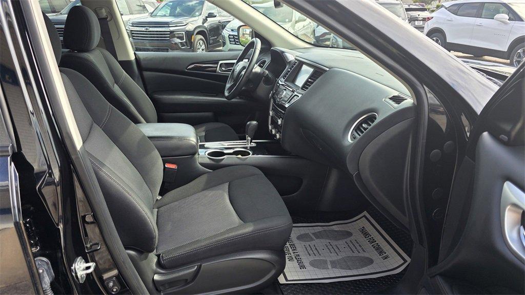used 2020 Nissan Pathfinder car, priced at $19,995