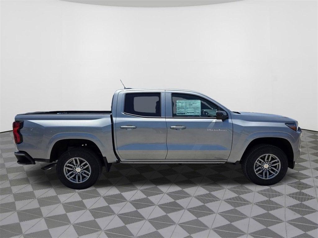 new 2025 Chevrolet Colorado car, priced at $35,880