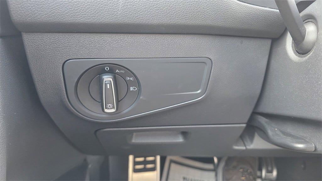 used 2023 Volkswagen Tiguan car, priced at $25,999