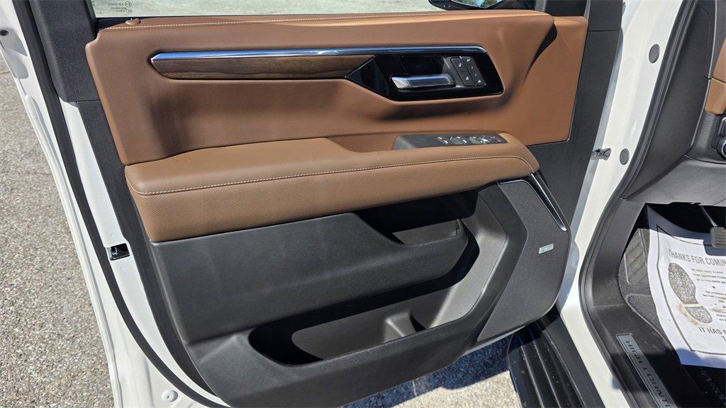 new 2025 Chevrolet Tahoe car, priced at $79,755