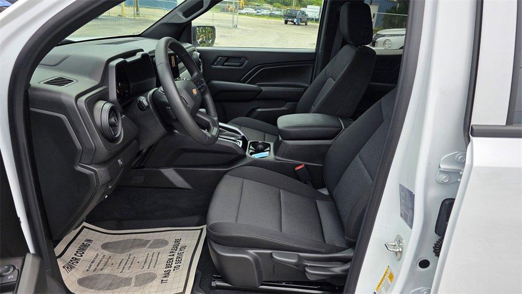 used 2025 Chevrolet Colorado car, priced at $30,995