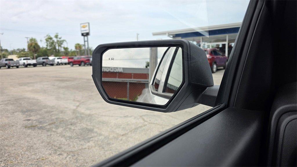 used 2025 Chevrolet Colorado car, priced at $30,995