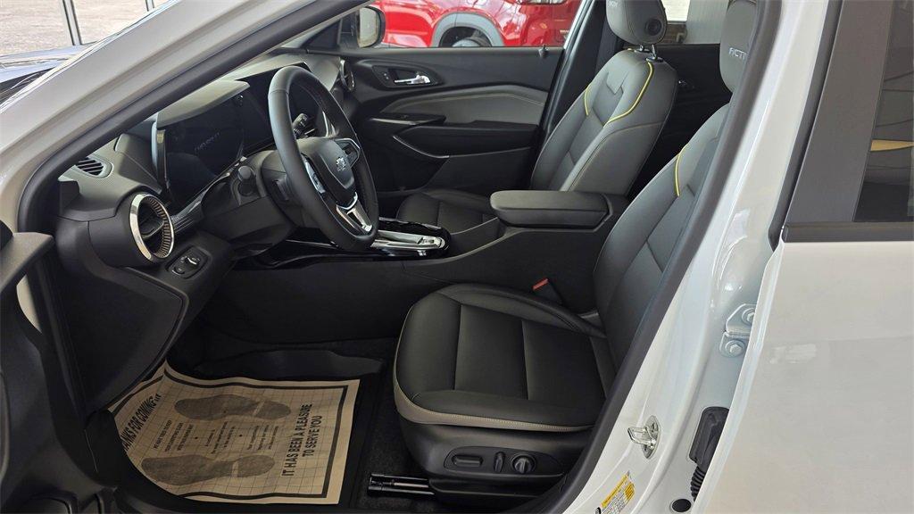 new 2025 Chevrolet Trax car, priced at $24,455