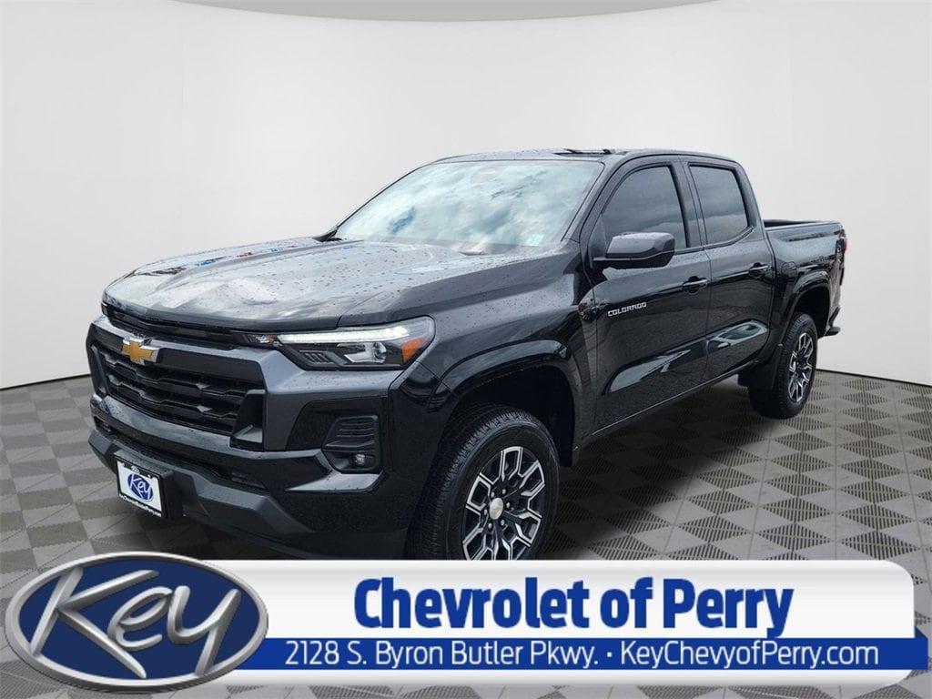 new 2024 Chevrolet Colorado car, priced at $38,115