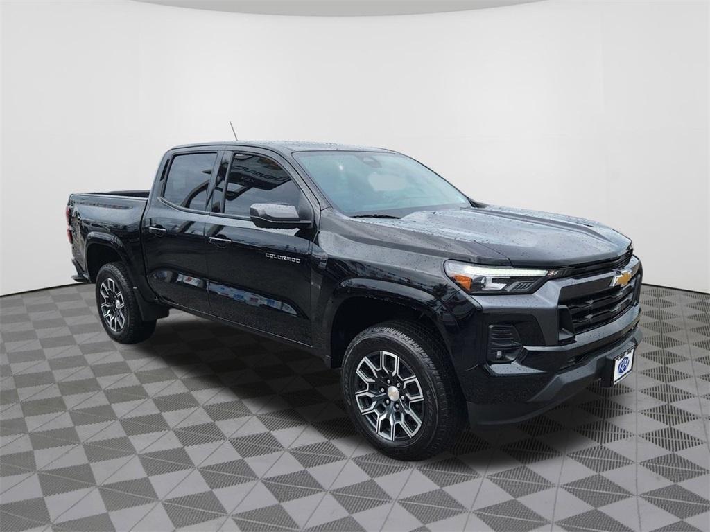 new 2024 Chevrolet Colorado car, priced at $38,115