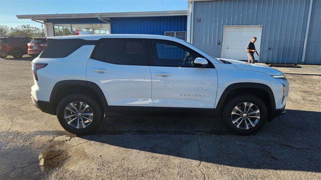 new 2025 Chevrolet Equinox car, priced at $28,495