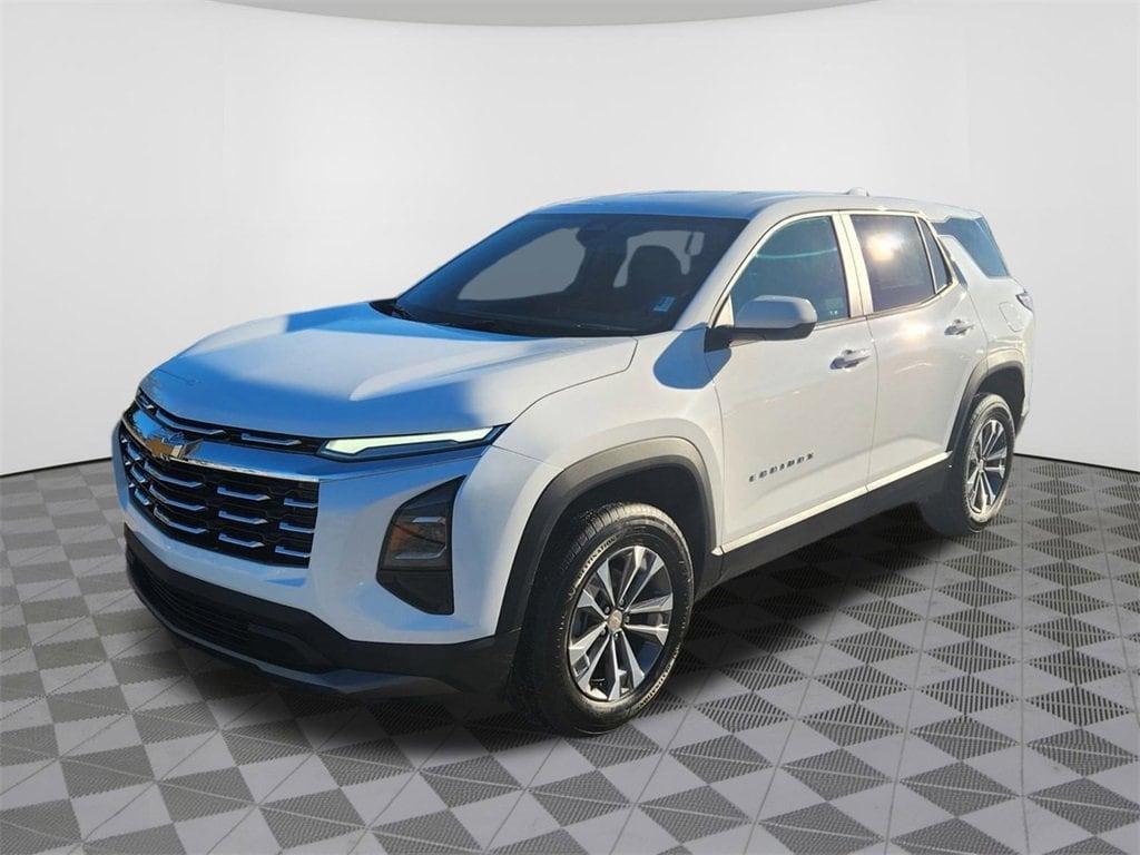 new 2025 Chevrolet Equinox car, priced at $28,495