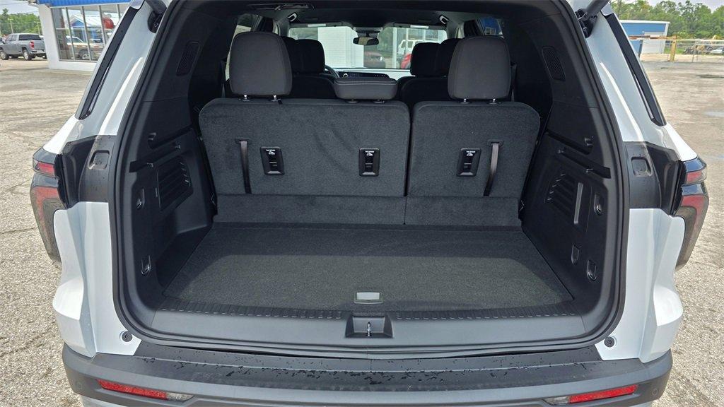 new 2025 Chevrolet Traverse car, priced at $39,100