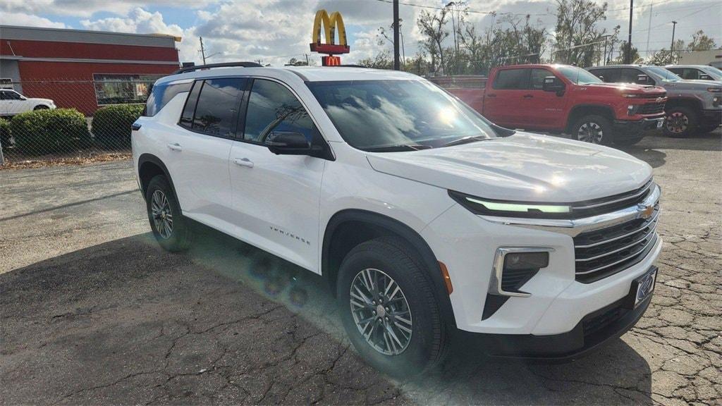 new 2024 Chevrolet Traverse car, priced at $39,670