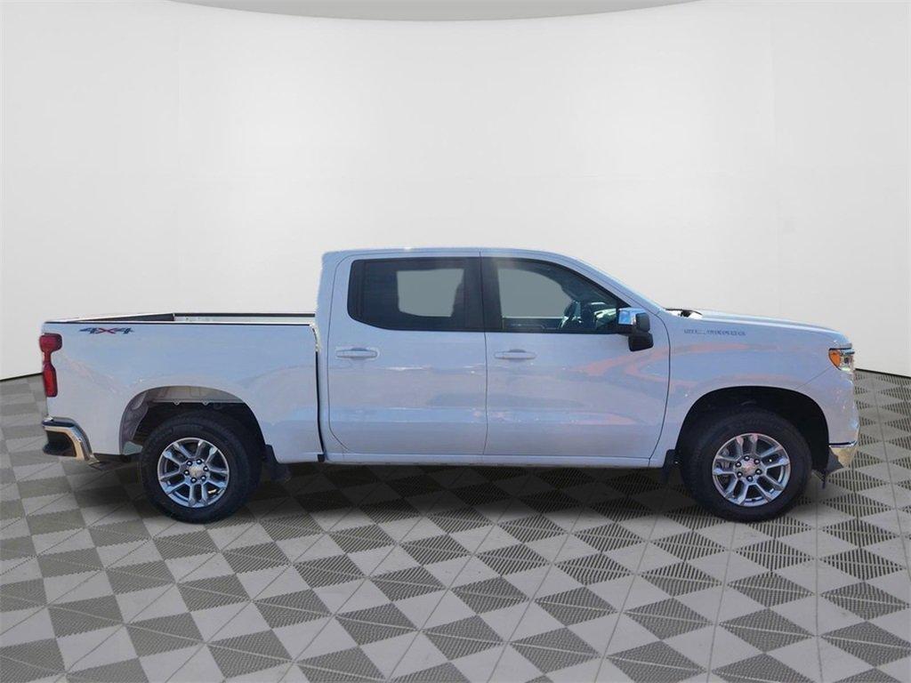 new 2024 Chevrolet Silverado 1500 car, priced at $43,995