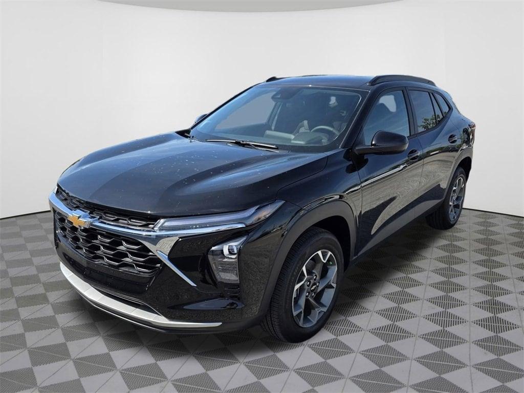 new 2025 Chevrolet Trax car, priced at $22,985