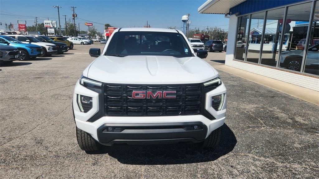 used 2023 GMC Canyon car, priced at $32,999