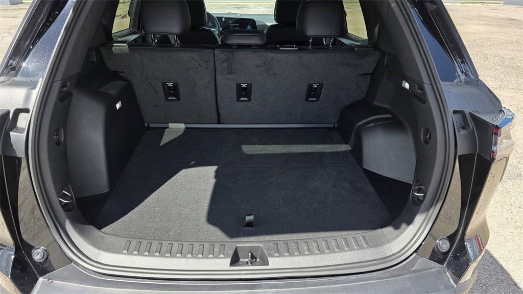 new 2025 Chevrolet Equinox car, priced at $30,345