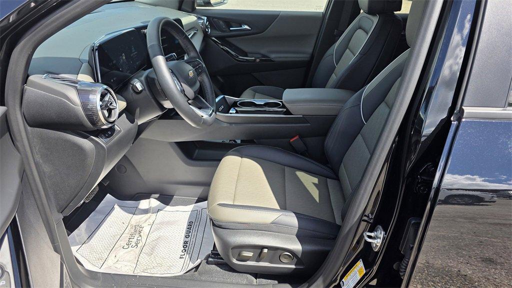 new 2025 Chevrolet Equinox car, priced at $30,345