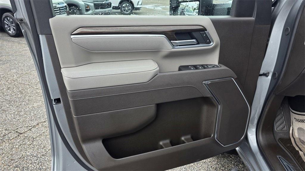 new 2025 Chevrolet Silverado 2500 car, priced at $57,815