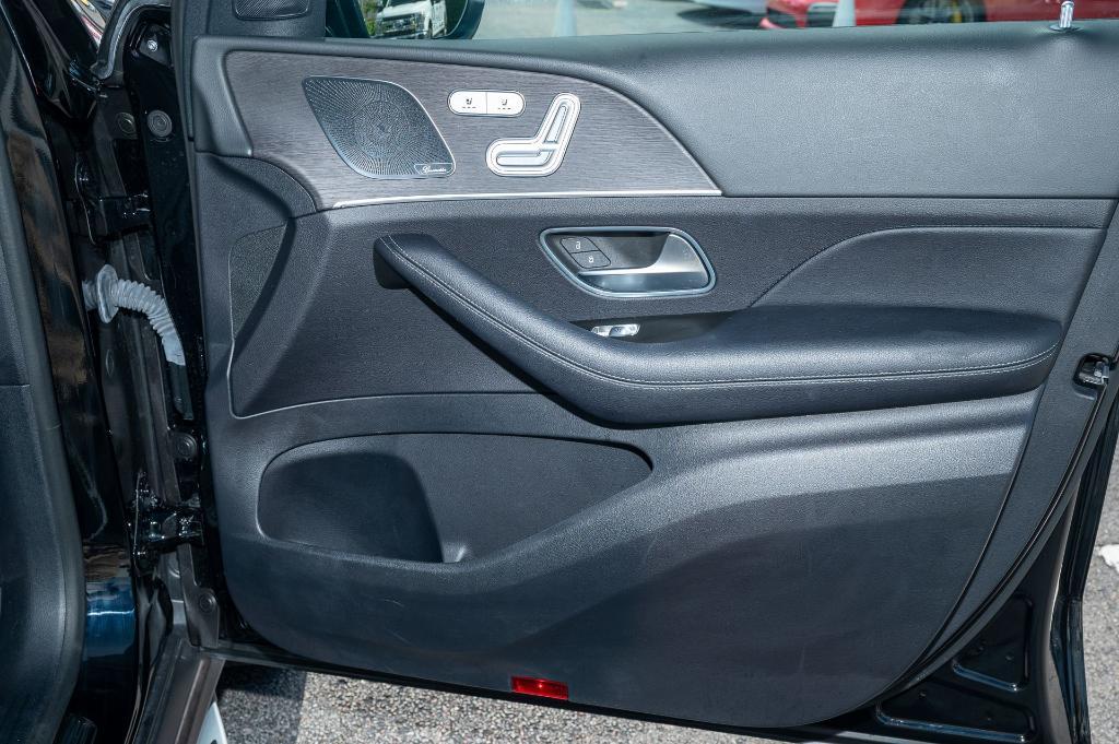 used 2022 Mercedes-Benz GLE 350 car, priced at $47,470