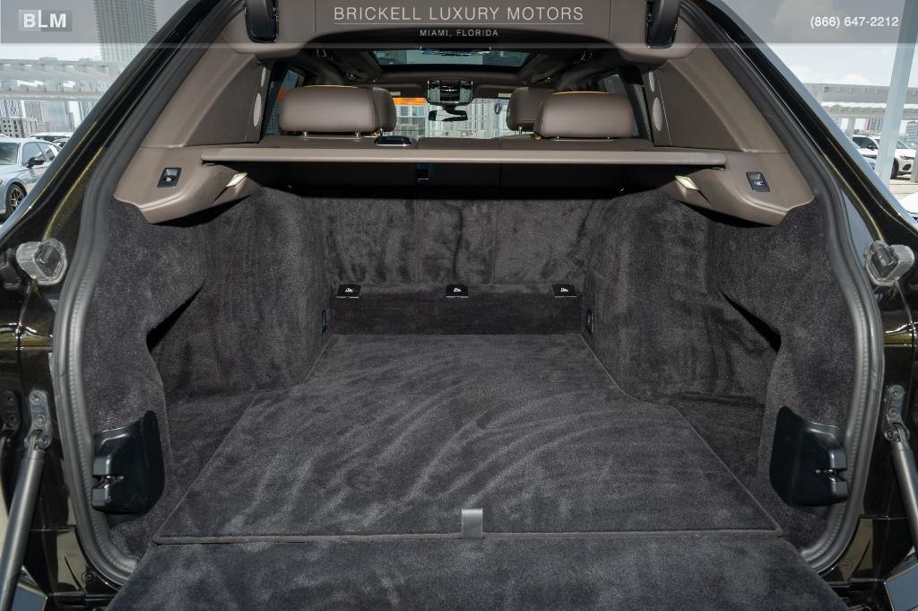 used 2024 Rolls-Royce Cullinan car, priced at $370,952