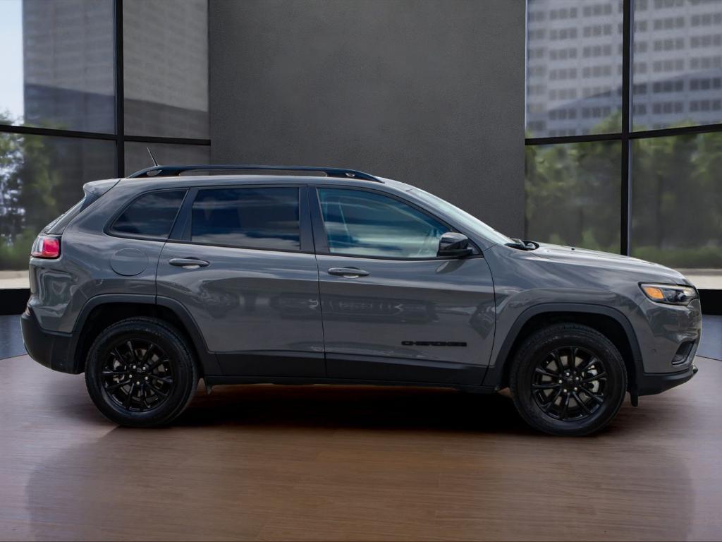 used 2023 Jeep Cherokee car, priced at $20,090