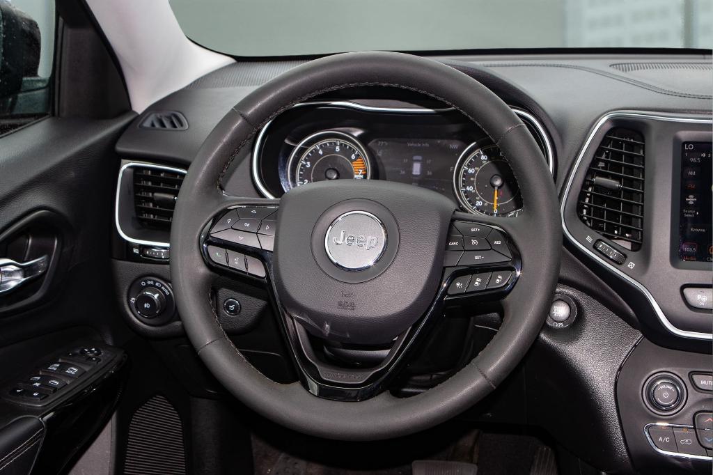 used 2023 Jeep Cherokee car, priced at $20,090