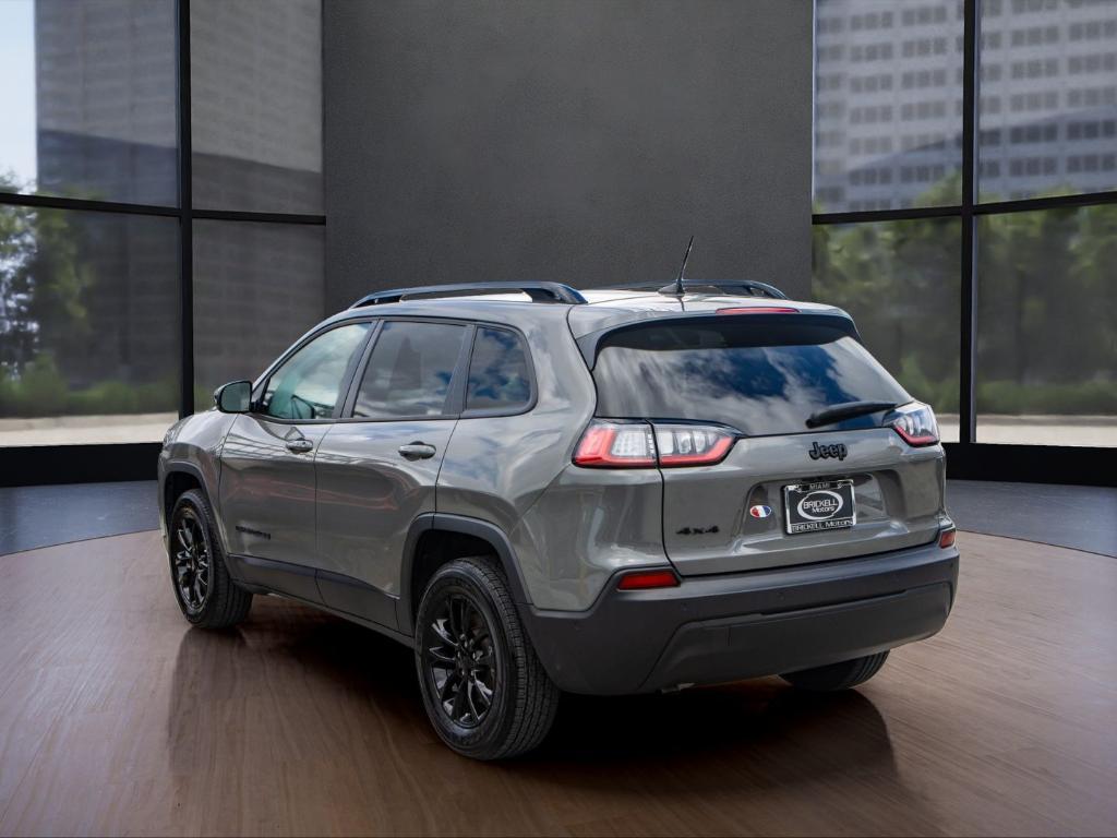 used 2023 Jeep Cherokee car, priced at $20,090