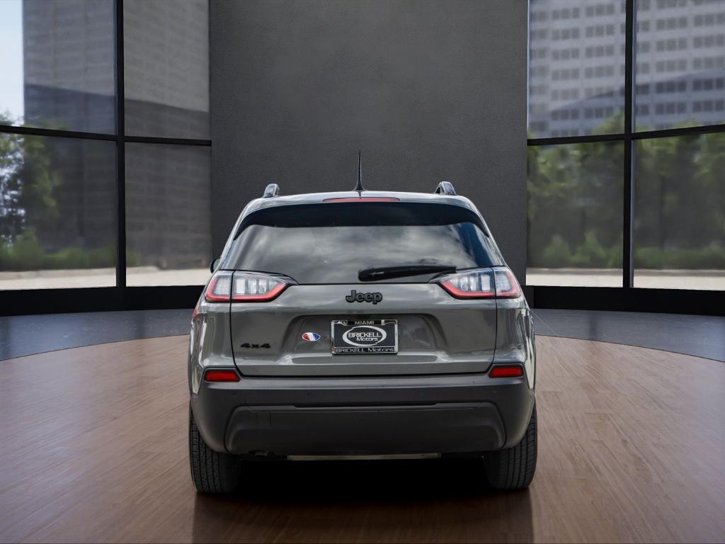 used 2023 Jeep Cherokee car, priced at $20,090