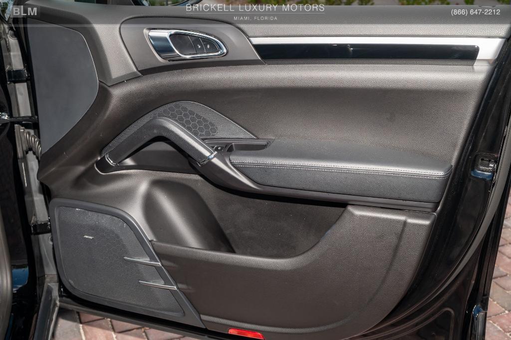 used 2018 Porsche Cayenne car, priced at $30,576