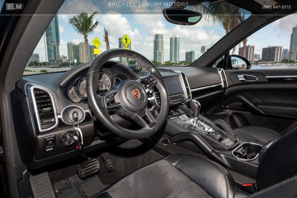 used 2018 Porsche Cayenne car, priced at $30,217