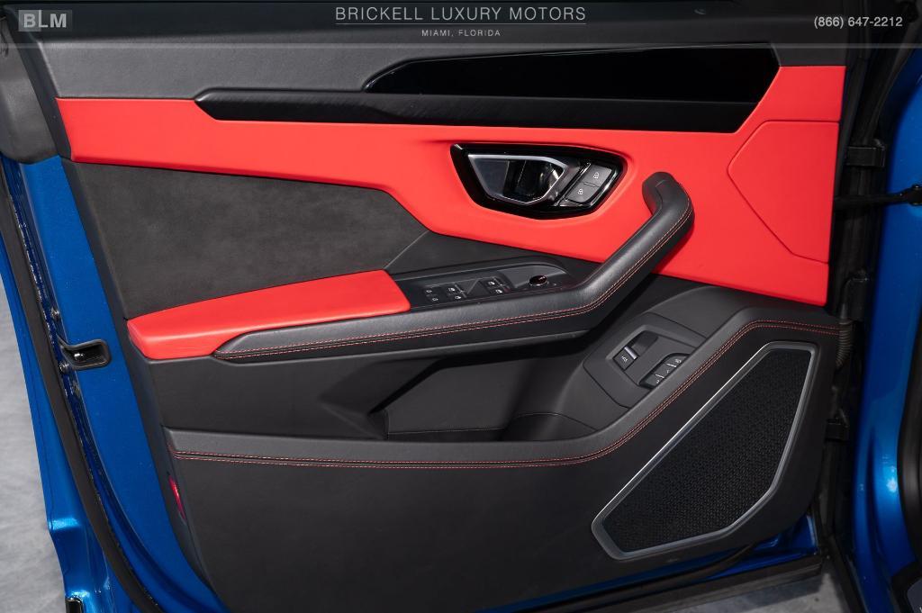 used 2022 Lamborghini Urus car, priced at $210,938