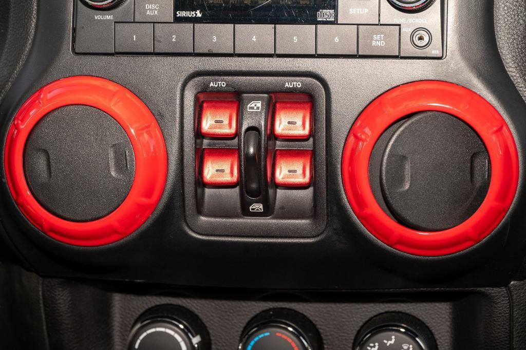 used 2015 Jeep Wrangler Unlimited car, priced at $16,336