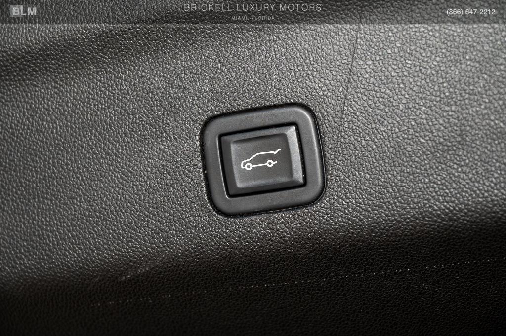 used 2022 Cadillac Escalade ESV car, priced at $76,337