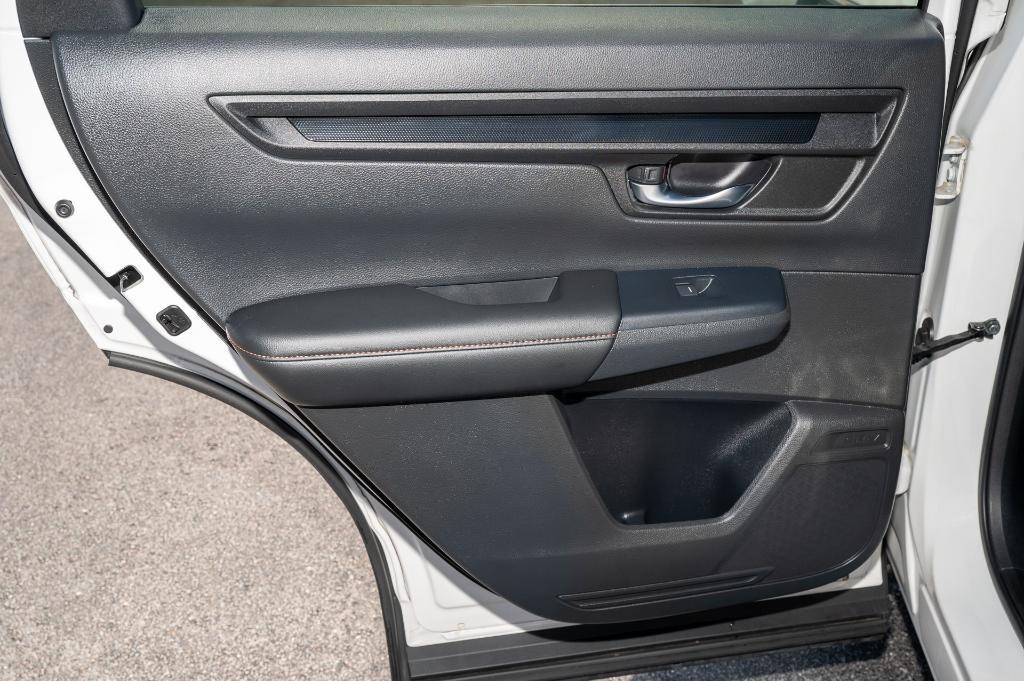 used 2023 Honda CR-V Hybrid car, priced at $27,747