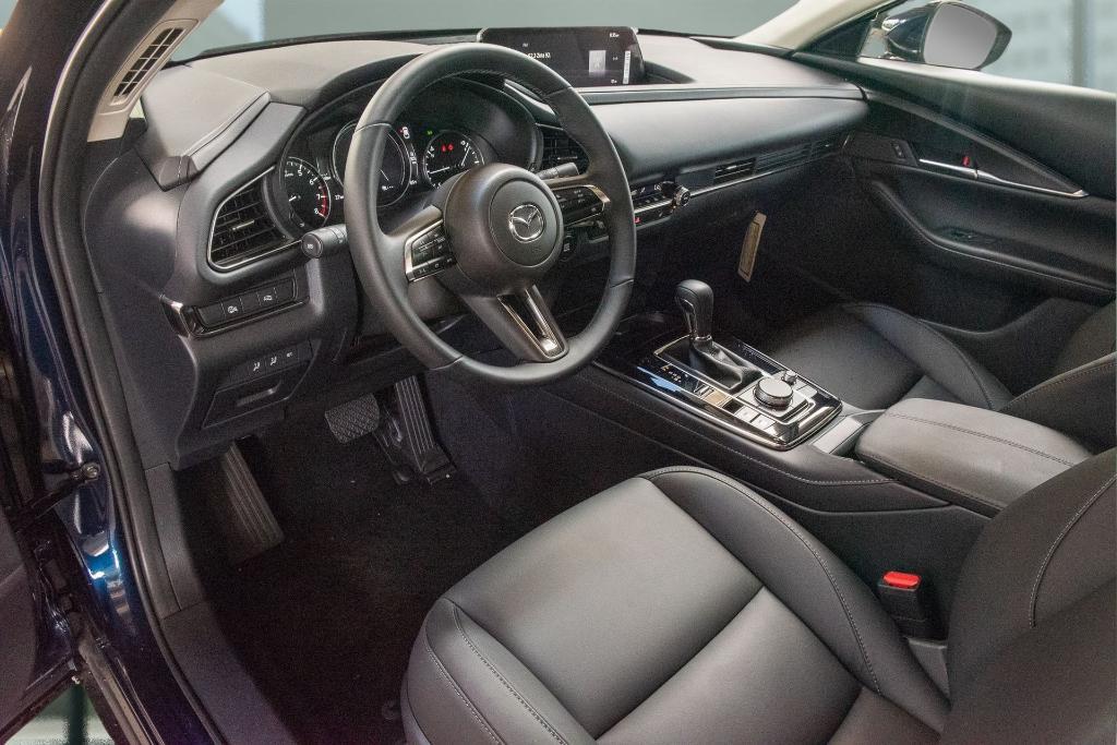 new 2025 Mazda CX-30 car