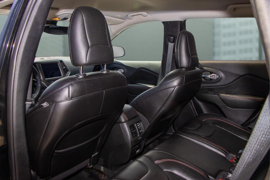 used 2019 Jeep Cherokee car, priced at $14,250