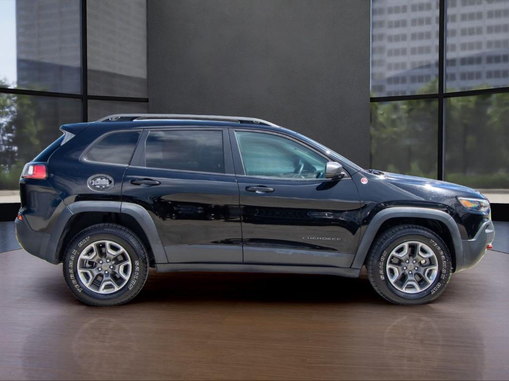 used 2019 Jeep Cherokee car, priced at $14,250