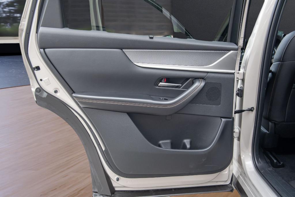 used 2025 Mazda CX-90 car, priced at $36,116