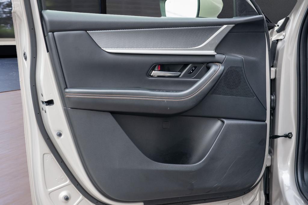 used 2025 Mazda CX-90 car, priced at $36,116