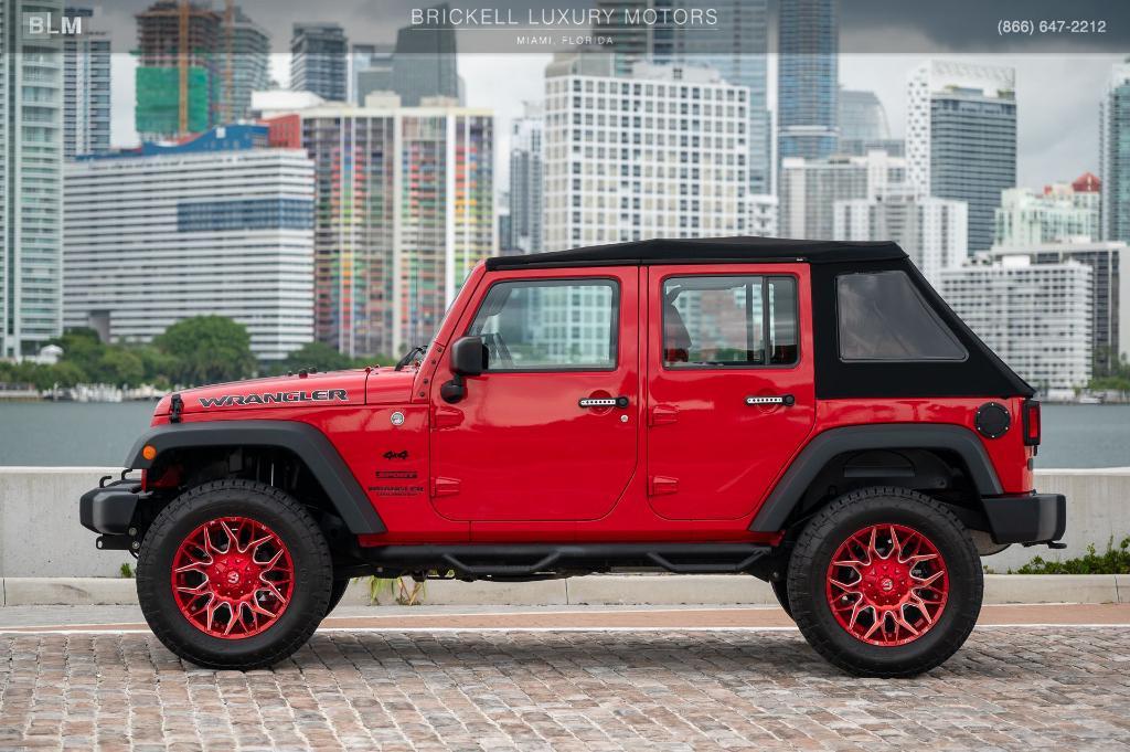 used 2015 Jeep Wrangler Unlimited car, priced at $19,000