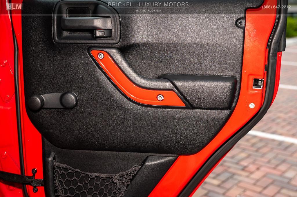 used 2015 Jeep Wrangler Unlimited car, priced at $19,000