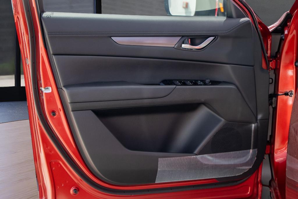 new 2025 Mazda CX-70 car, priced at $45,075